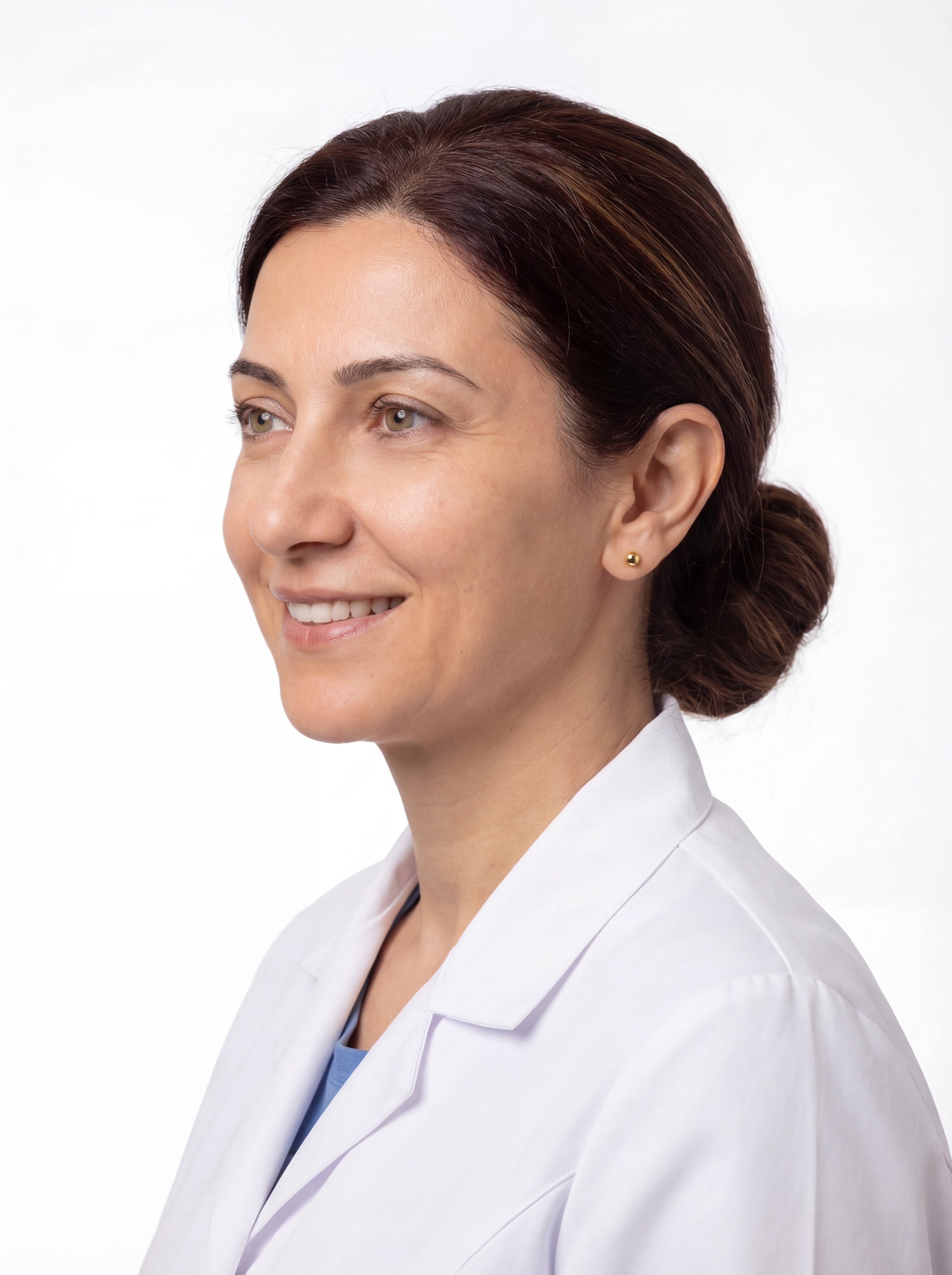 Assoc. Prof. Ayşe Nil Erdem — Portrait (left)