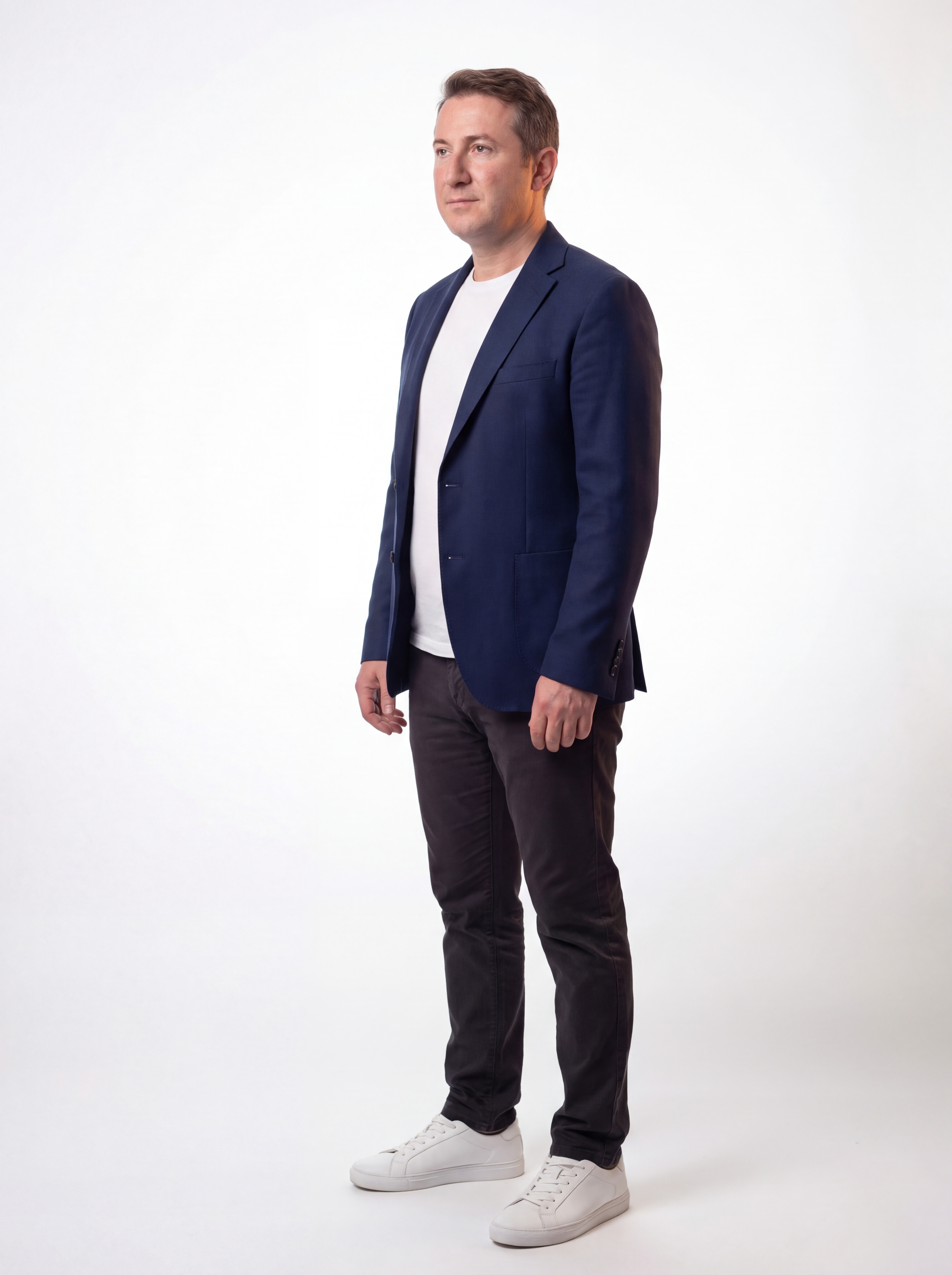 Dr. Barış Onur Yılmaz — casual (left)