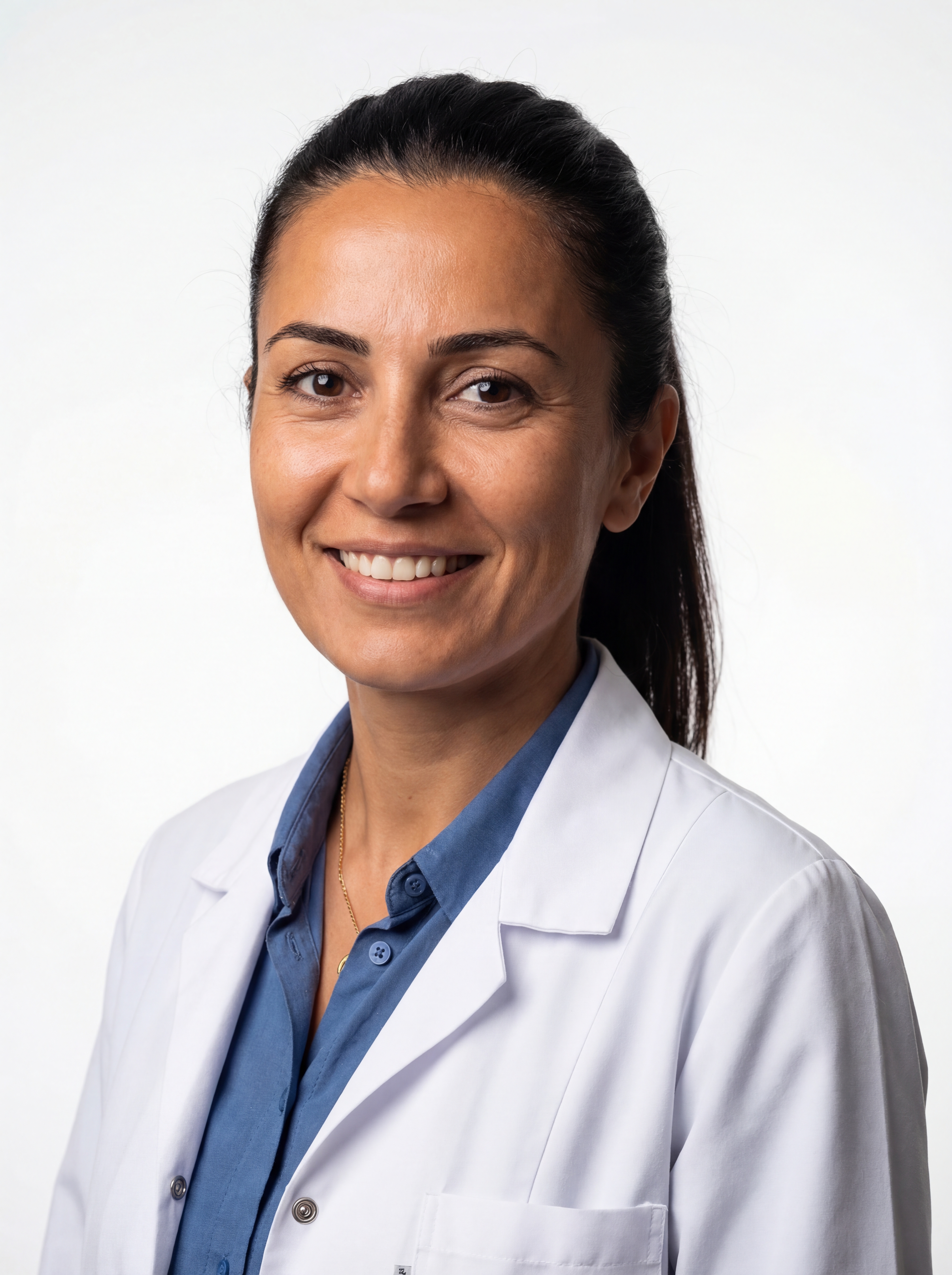 Dr. Selin Arıkan — Portrait (Front)